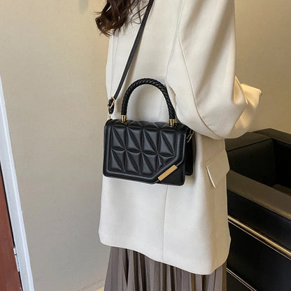 The Designer-Look Plaid Bag That's Fooling Every British Fashion Expert